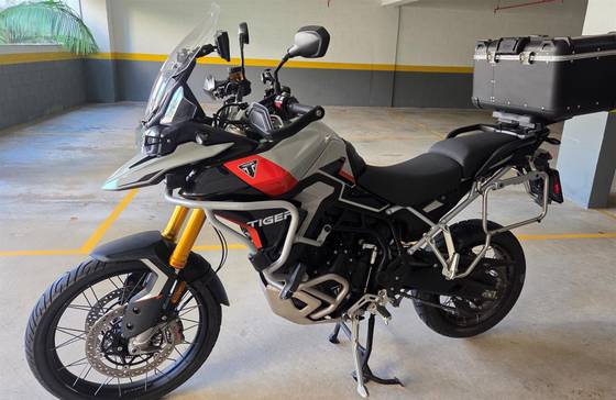 TRIUMPH TIGER 900 RALLY PRO 